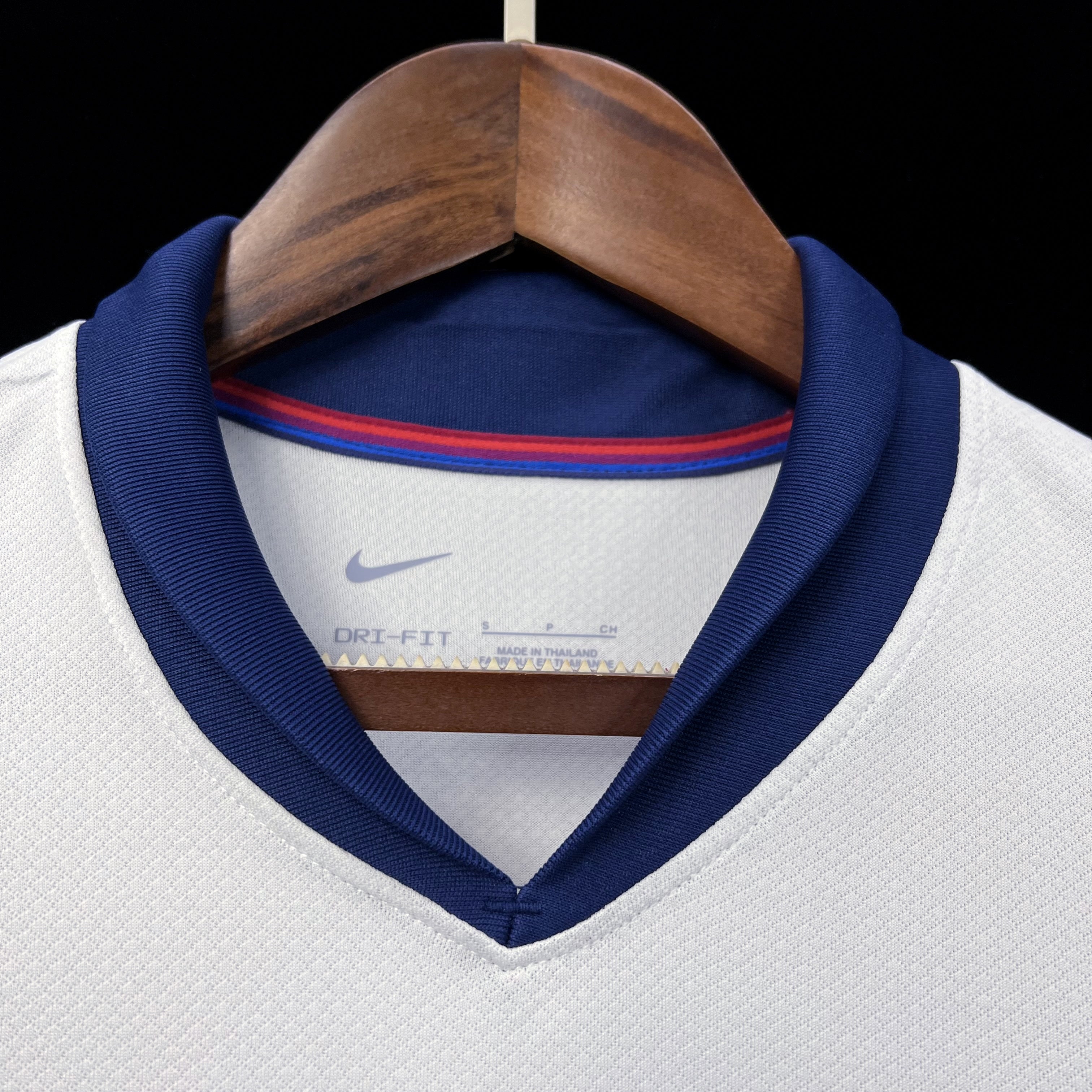 England Home Kit 24/25