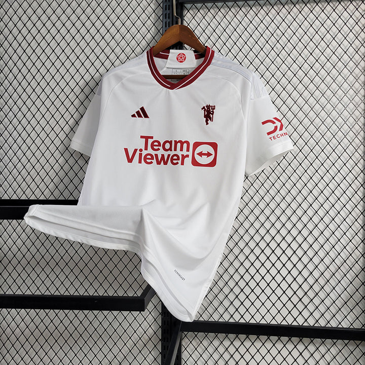 MANCHESTER UNITED 23/24 THIRD SHIRT